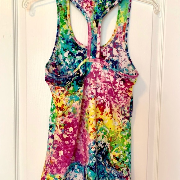 Body Central Multicolor Abstract Racerback Tank Top - Picture 3 of 9